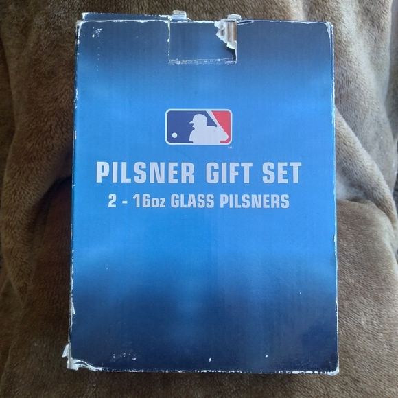 Angels Pilsner Glasses (2) - Picture 2 of 2